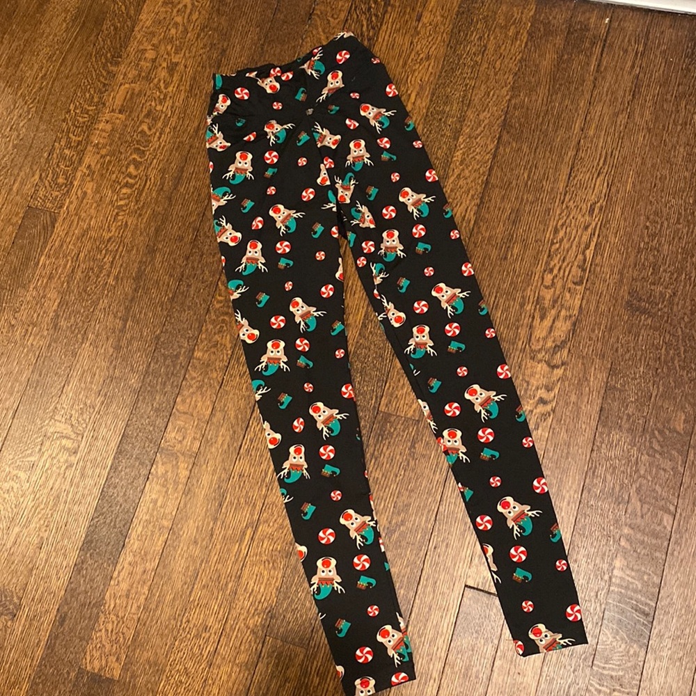 Reindeer print leggings